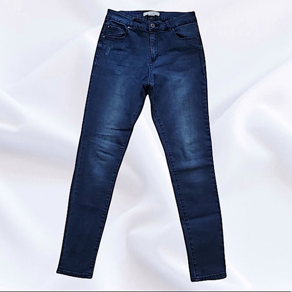 🔅Host Pick Eighty-Two Blue Jeans - Picture 8 of 16